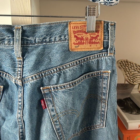 Levi 501 jeans size 26 - Picture 3 of 3